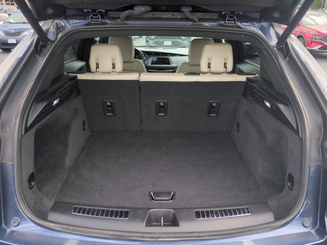 Used 2019 Cadillac XT4 Sport w/ Driver Assist Package FWD image 13