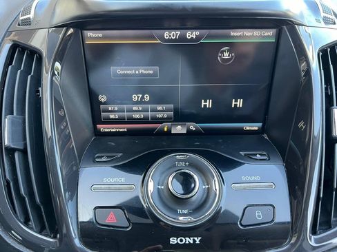 Used 2014 Ford Escape Titanium w/ Equipment Group 401A FWD image 8