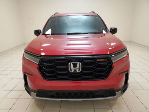 Certified 2023 Honda Pilot TrailSport image 26