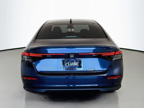 Certified 2025 Honda Accord SE image 6