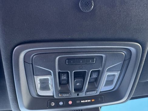 Used 2024 GMC Sierra 2500 Denali Ultimate image 31