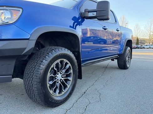 Used 2020 Chevrolet Colorado ZR2 image 9