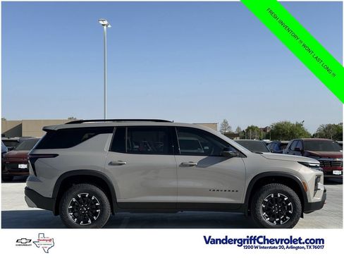 New 2026 Chevrolet Traverse Z71 w/ Enhanced Driving Package AWD/4WD image 3