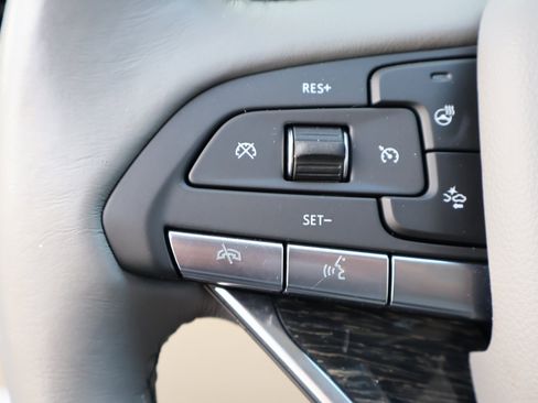 Used 2022 Cadillac XT6 Premium Luxury image 29