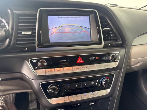 Used 2019 Hyundai Sonata ECO image 19