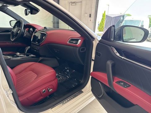 Used 2022 Maserati Ghibli Modena Q4 image 45