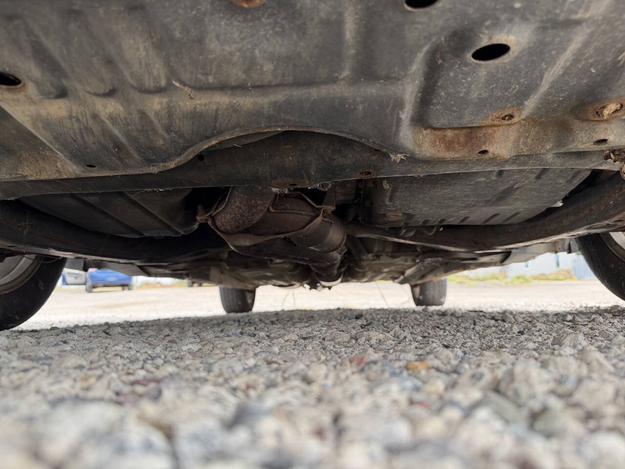 Used 2000 Toyota Avalon XL FWD image 13