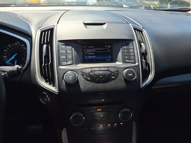Used 2016 Ford Edge SEL AWD/4WD image 15