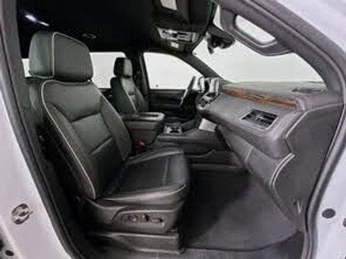 Used 2024 Chevrolet Tahoe Premier image 22