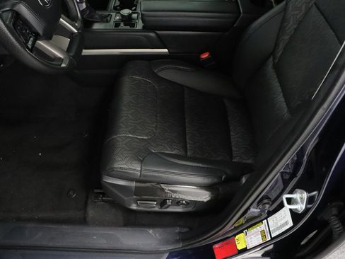 Used 2023 Toyota Tundra Limited w/ Power Package AWD/4WD image 15