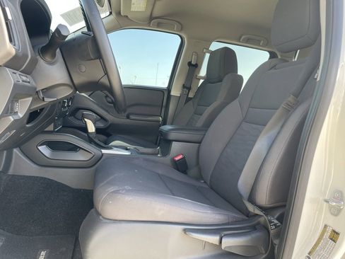 Certified 2025 Nissan Frontier S w/ S Utility Package image 10