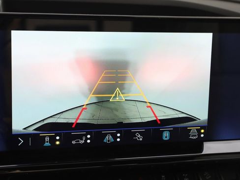 Used 2025 Chevrolet Silverado 2500 ZR2 image 10