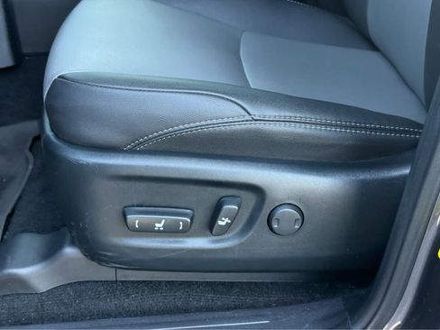 Used 2023 Toyota 4Runner SR5 Premium w/ Moonroof Package AWD/4WD image 13