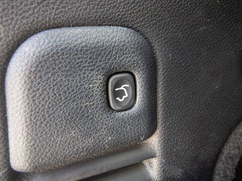 Used 2020 Jeep Grand Cherokee Altitude RWD image 44