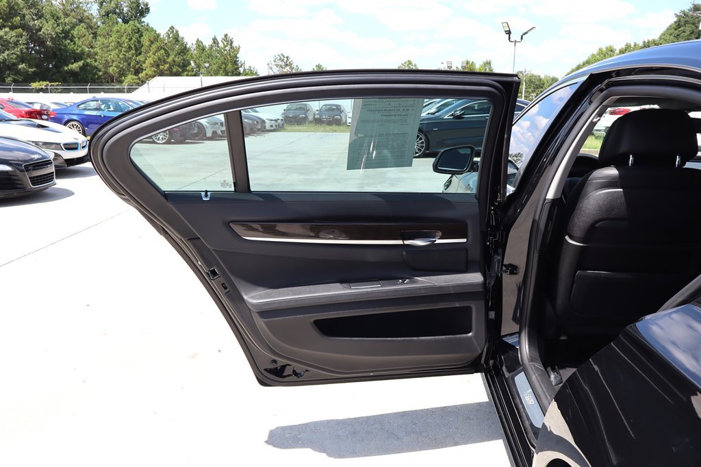Used 2015 BMW 740Ld xDrive AWD/4WD image 39