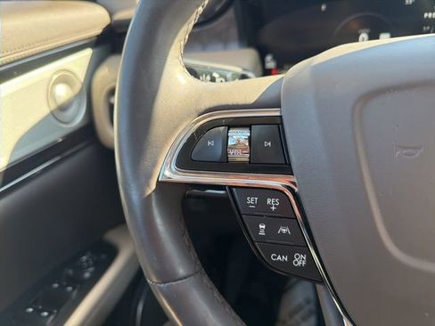 Used 2023 Lincoln Nautilus Reserve w/ Equipment Group 202A image 25