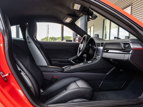 Certified 2019 Porsche 911 Carrera T RWD image 41