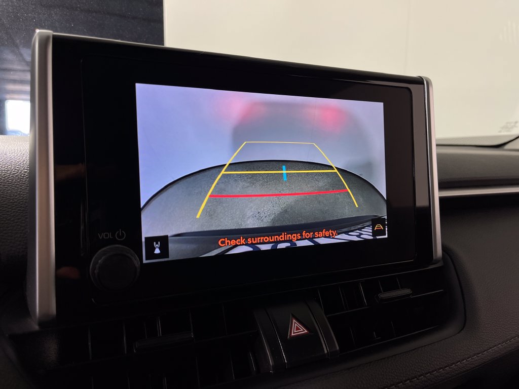 Certified 2023 Toyota RAV4 LE AWD/4WD image 21