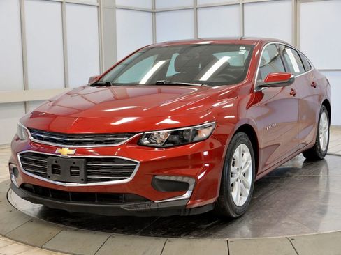 Used 2018 Chevrolet Malibu LT image 4