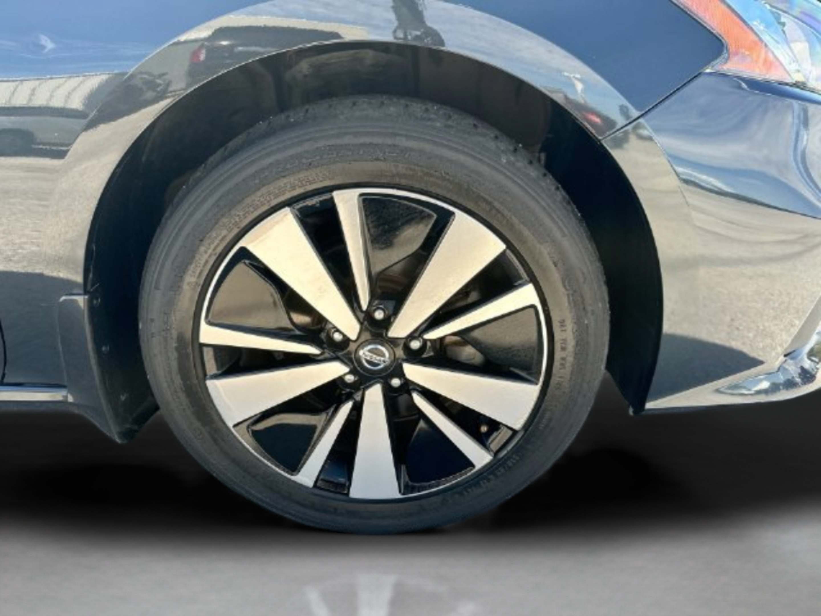 Used 2022 Nissan Altima 2.5 SV AWD/4WD image 28