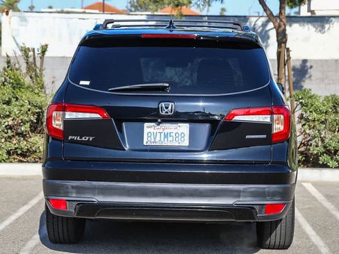Used 2021 Honda Pilot Special Edition image 5