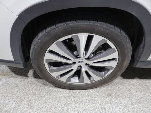 Used 2019 Subaru Ascent Touring AWD/4WD image 10