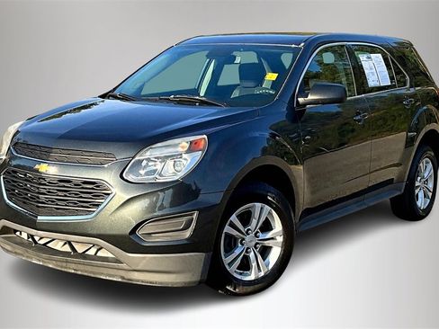 Certified 2017 Chevrolet Equinox LS image 3