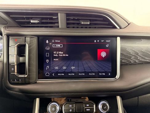 Used 2023 GMC Yukon Denali w/ LPO, Floor Liner Package AWD/4WD image 18