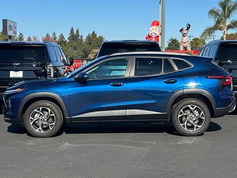 Used 2024 Chevrolet Trax LT image 8