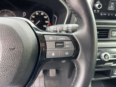 Used 2025 Honda Pilot EX-L image 19