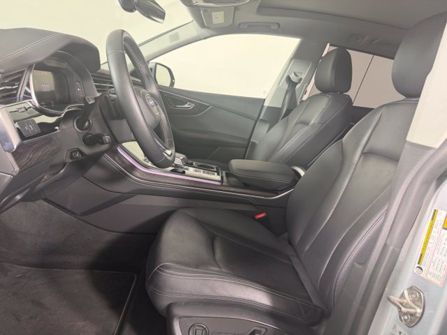 Used 2023 Audi Q8 Premium Plus w/ Premium Plus Package AWD/4WD image 19
