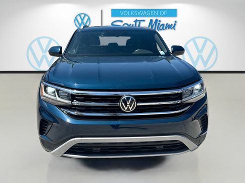 Used 2020 Volkswagen Atlas Cross Sport SE w/ Towing Package FWD image 2