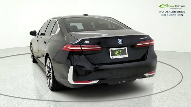 Used 2024 BMW i5 eDrive40i w/ M Sport Package RWD image 7