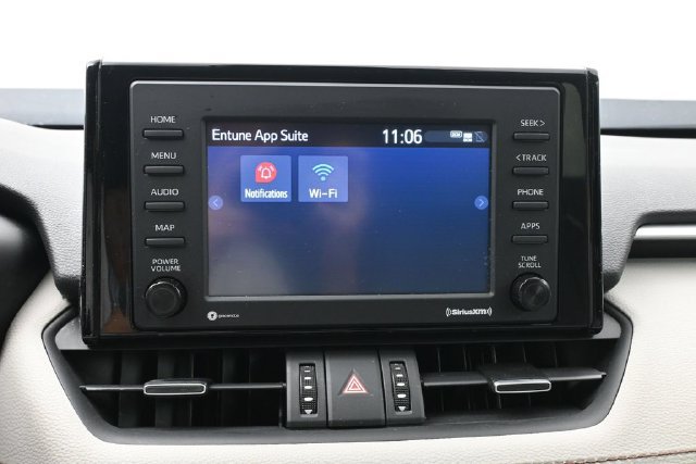 Used 2021 Toyota RAV4 XLE Premium AWD/4WD image 17