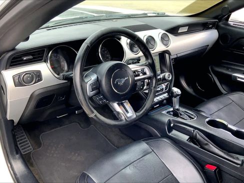 Used 2017 Ford Mustang Premium RWD image 13