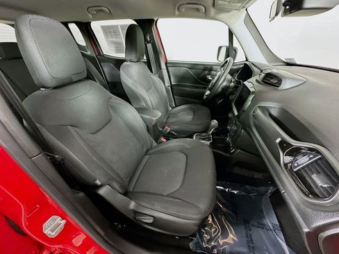 Certified 2023 Jeep Renegade Altitude image 37