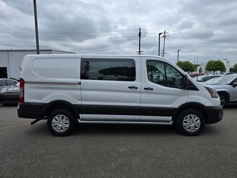 Certified 2025 Ford Transit 250 Low Roof w/ Exterior Upgrade Package RWD image 6