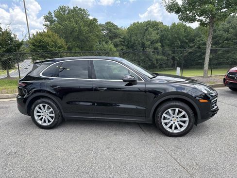 Used 2019 Porsche Cayenne AWD/4WD image 8