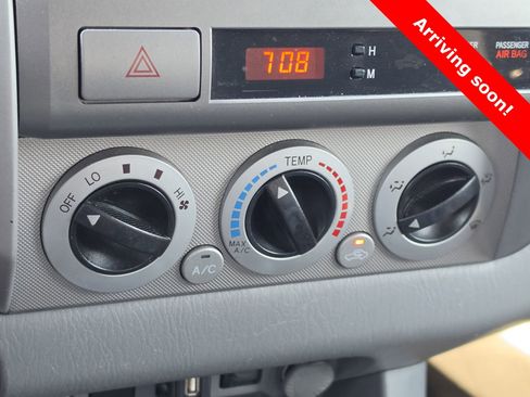 Used 2011 Toyota Tacoma PreRunner w/ TRD Sport Pkg image 25