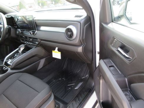 New 2026 Chevrolet Colorado LT w/ Advanced Trailering Package AWD/4WD image 17