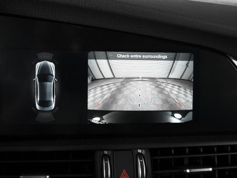 New 2025 Alfa Romeo Giulia w/ Driving Assist Package RWD image 25
