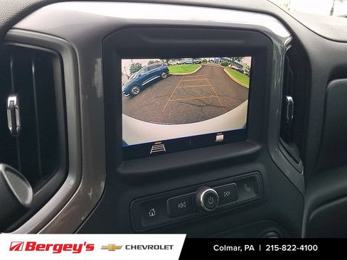 Certified 2020 Chevrolet Silverado 1500 Custom w/ Custom Value Package AWD/4WD image 20
