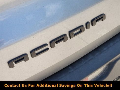 New 2025 GMC Acadia Elevation w/ Elevation Premium Package image 8