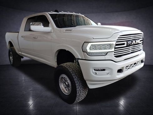 Used 2022 RAM 2500 Laramie AWD/4WD image 7
