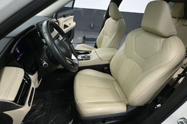 Used 2023 INFINITI QX60 Luxe AWD/4WD image 18