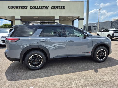 New 2026 Nissan Pathfinder Rock Creek AWD/4WD image 8