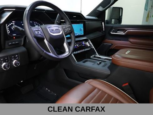 Used 2025 GMC Sierra 2500 Denali Ultimate AWD/4WD image 11