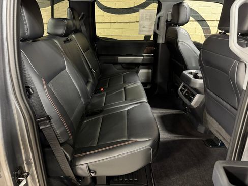 Used 2024 Ford F350 Lariat w/ Lariat Ultimate Package image 21