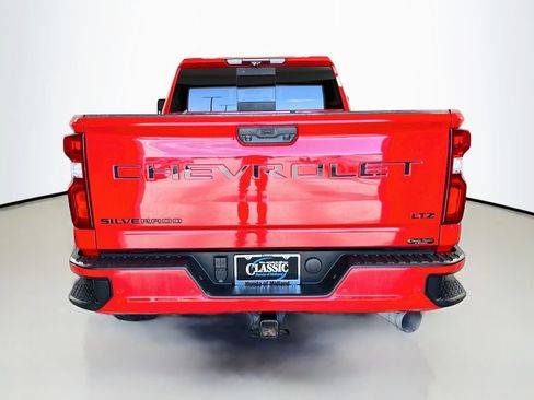 Used 2021 Chevrolet Silverado 2500 LTZ w/ LTZ Plus Package AWD/4WD image 6