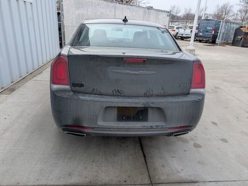 Used 2022 Chrysler 300 Touring L image 15